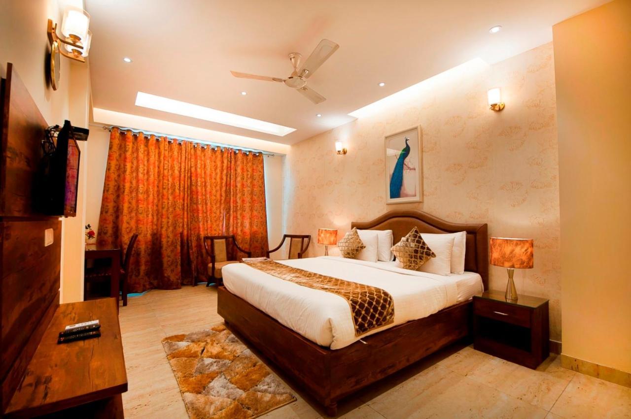 Imperial Apartments Huda City Gurgaon Ngoại thất bức ảnh