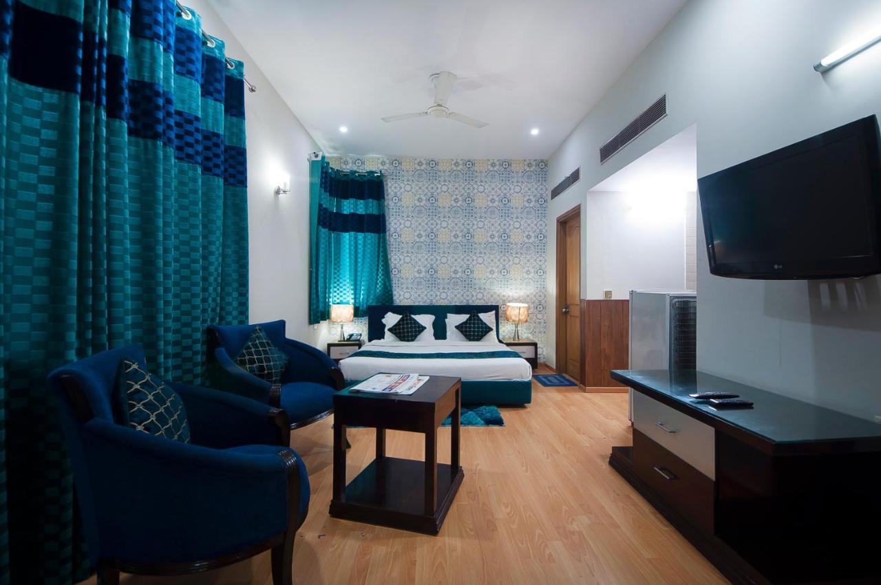 Imperial Apartments Huda City Gurgaon Ngoại thất bức ảnh