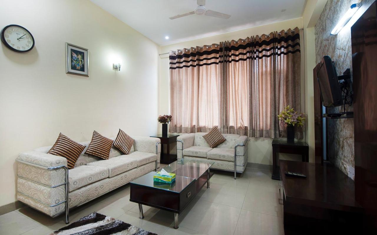Imperial Apartments Huda City Gurgaon Ngoại thất bức ảnh